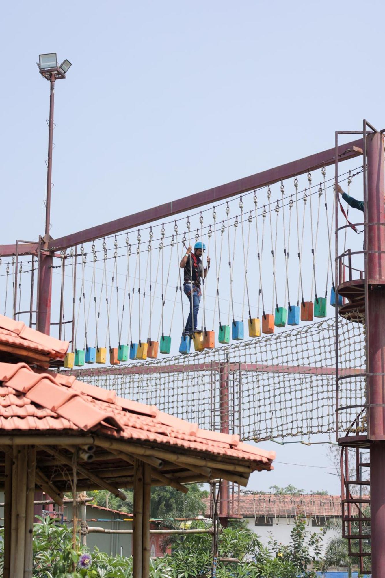 Vits Roccia Hill Resort And Adventure Park, Navapur Songadh Exterior foto